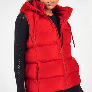 BNWT Plush Wander Puffer Red Vest